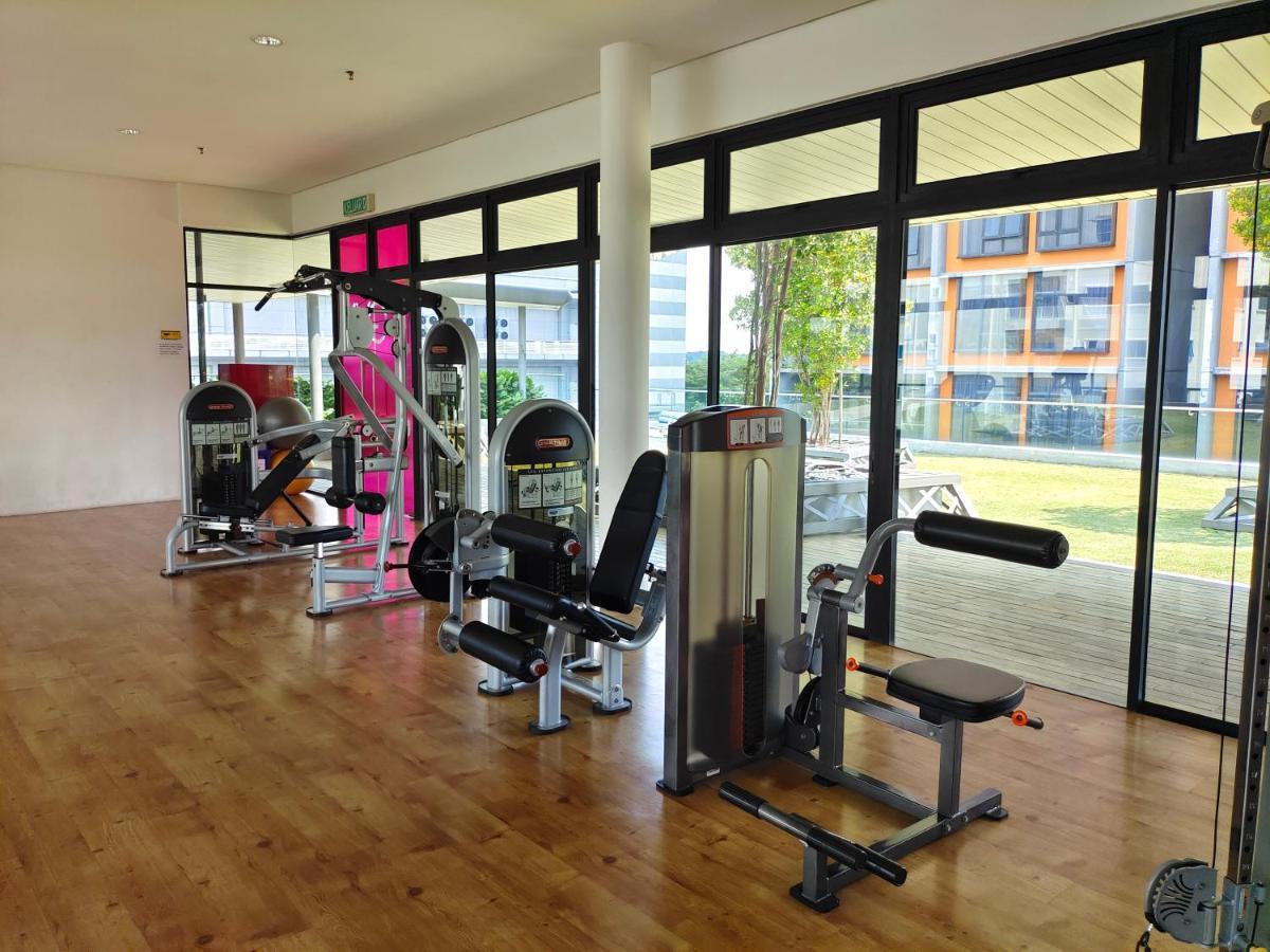 Kanvas Soho Cyberjaya/Netflix/Gym/Jacuzzi/Klia Exterior photo